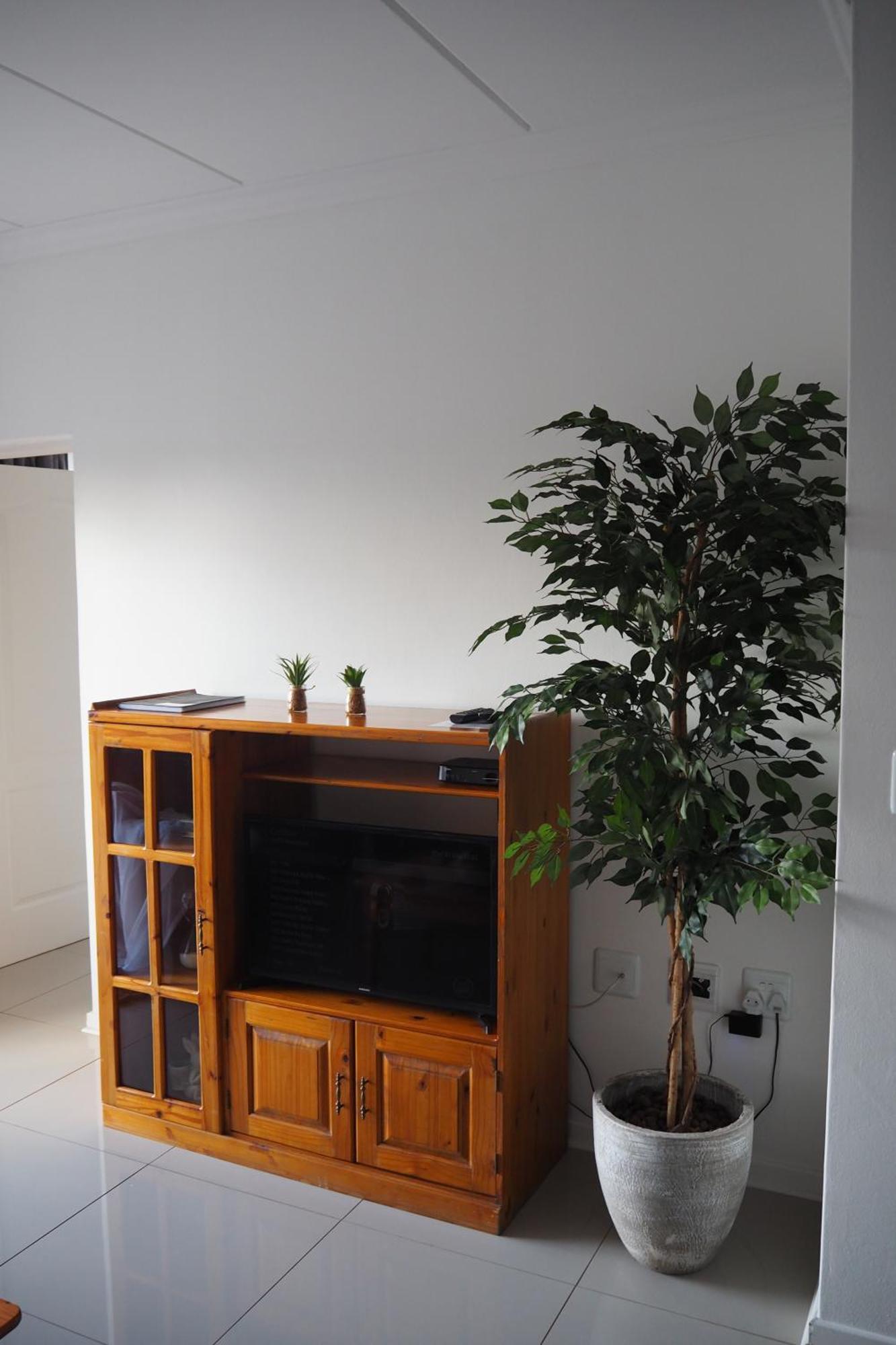 Or Tambo Self Catering Apartments, The Willows Boksburg Εξωτερικό φωτογραφία