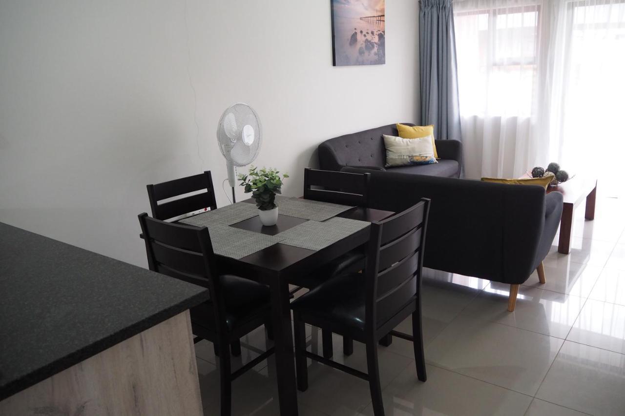 Or Tambo Self Catering Apartments, The Willows Boksburg Εξωτερικό φωτογραφία
