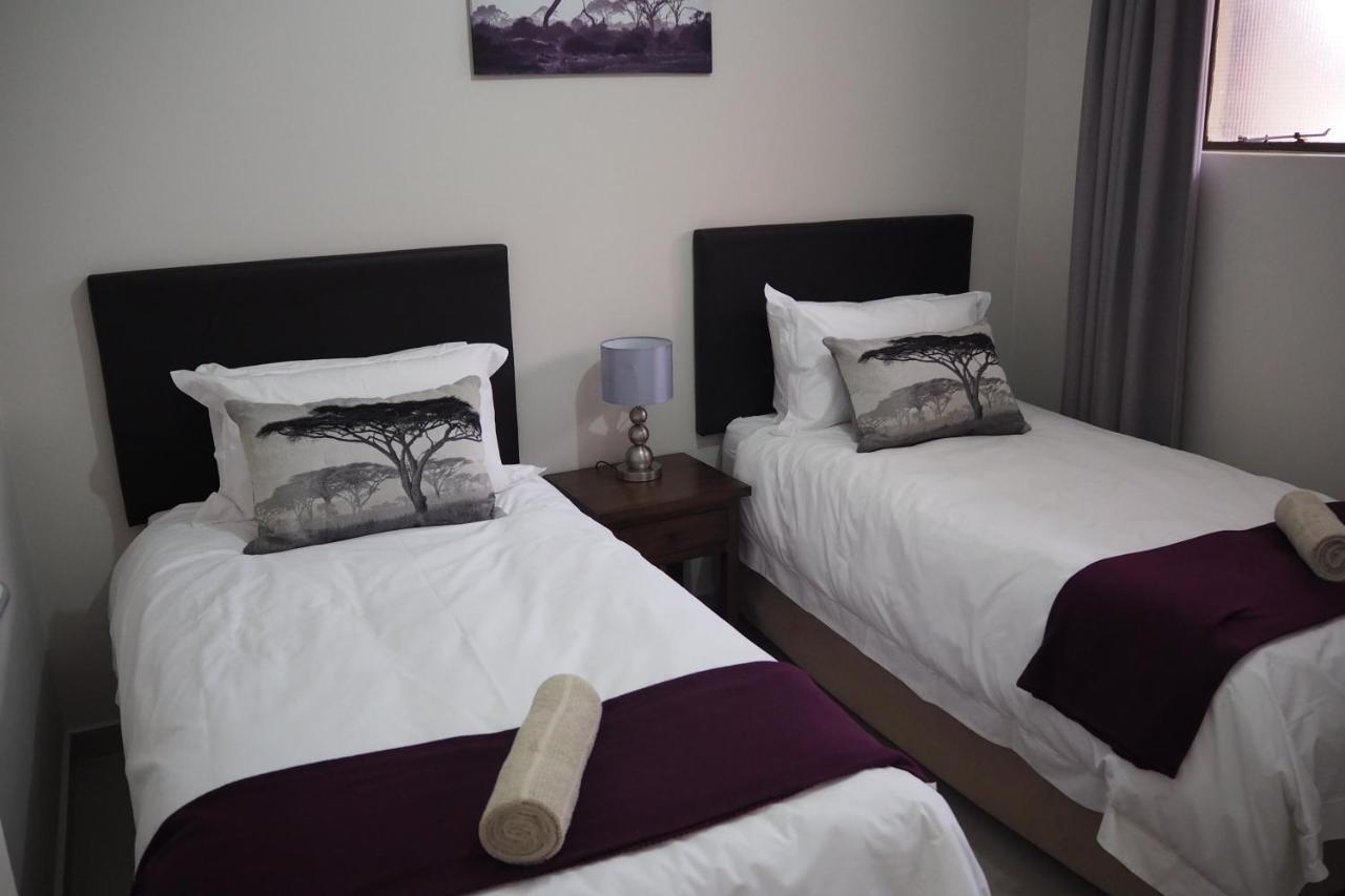 Or Tambo Self Catering Apartments, The Willows Boksburg Εξωτερικό φωτογραφία