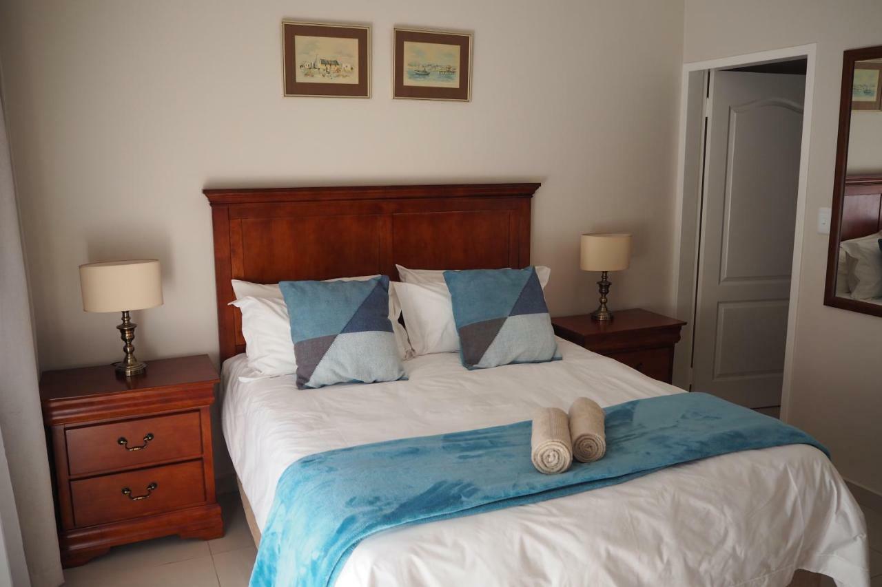 Or Tambo Self Catering Apartments, The Willows Boksburg Εξωτερικό φωτογραφία